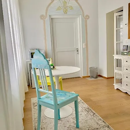 Lägenhet Lovely In A From 18th Century